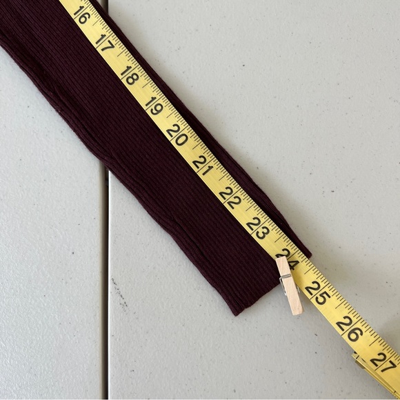 Turtle neck sweater - Picture 10 of 12